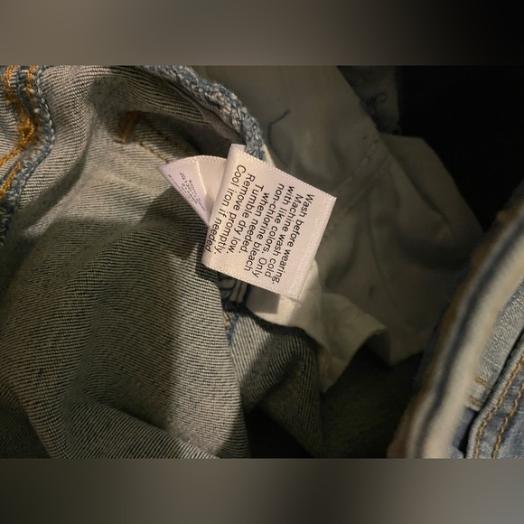 So skinny jeans size 1/25W NWT - Picture 9 of 9